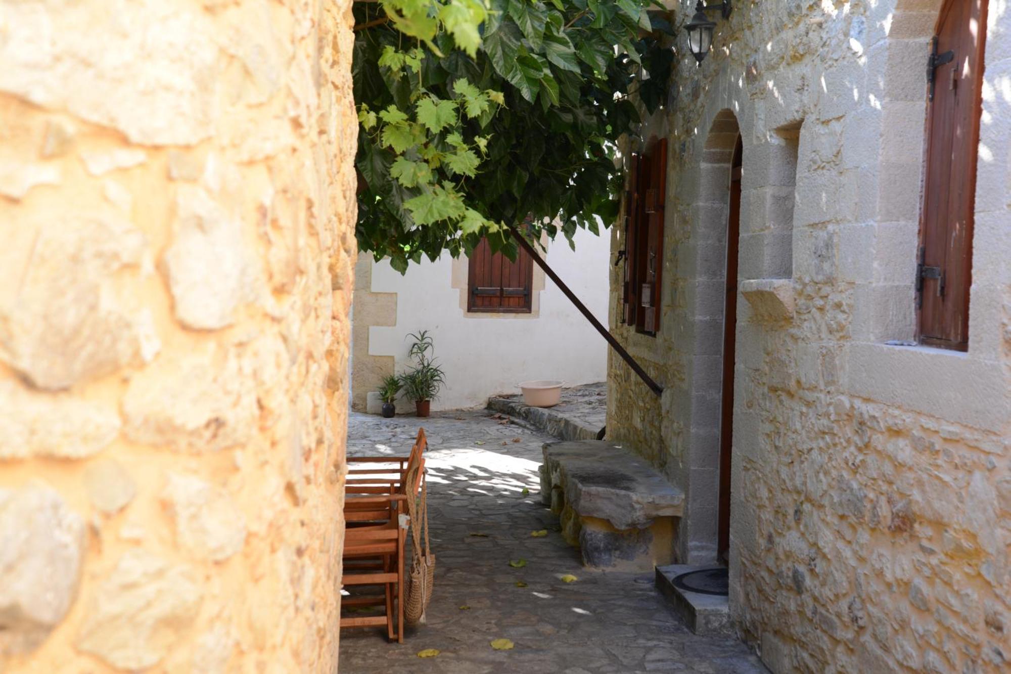 Patriko Traditional Stone Houses Vafés Rum bild